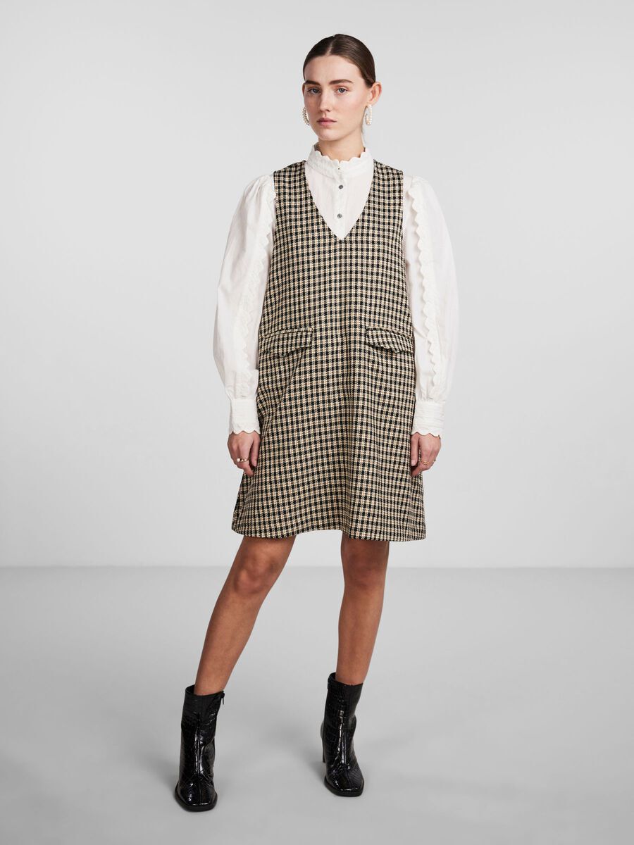Shop the Look - ys_jan_10_custom.jpg