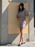 Shop the Look - ys_28_04_02_1745840146490_custom-0.jpg