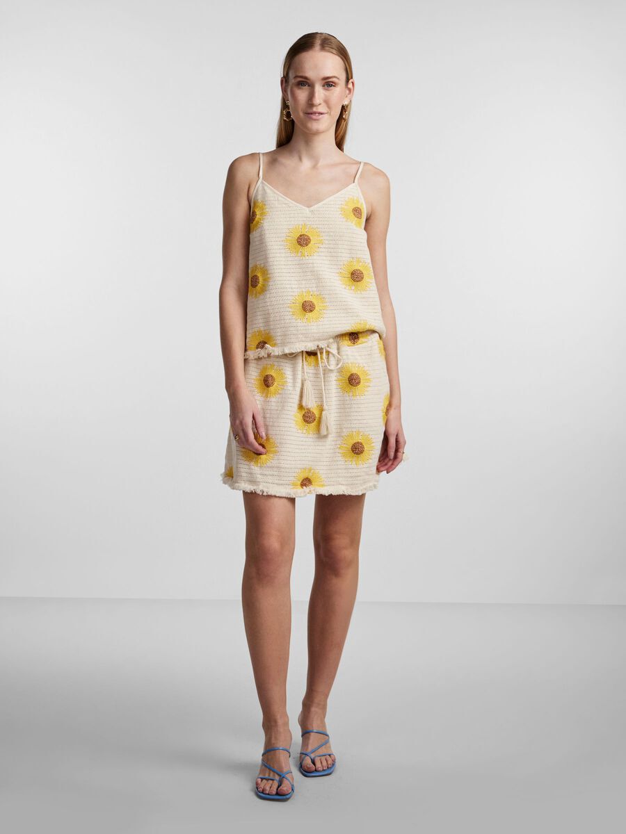 Shop the Look - ys_apr_4_custom.jpg