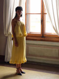 Shop the Look - ys_09_05_2_1746796857153_custom-0.jpg