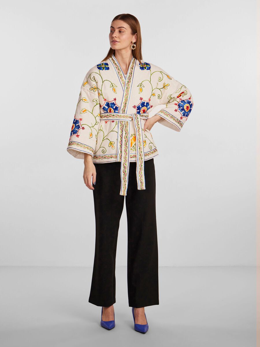 Shop the Look - ys_apr_26_custom.jpg