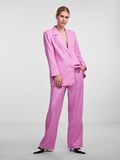 Shop the Look - ys_mar_29_custom.jpg