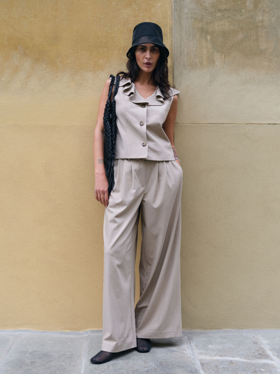 Shop the Look - ys_24_04_04_1745525713380_custom-0.jpg
